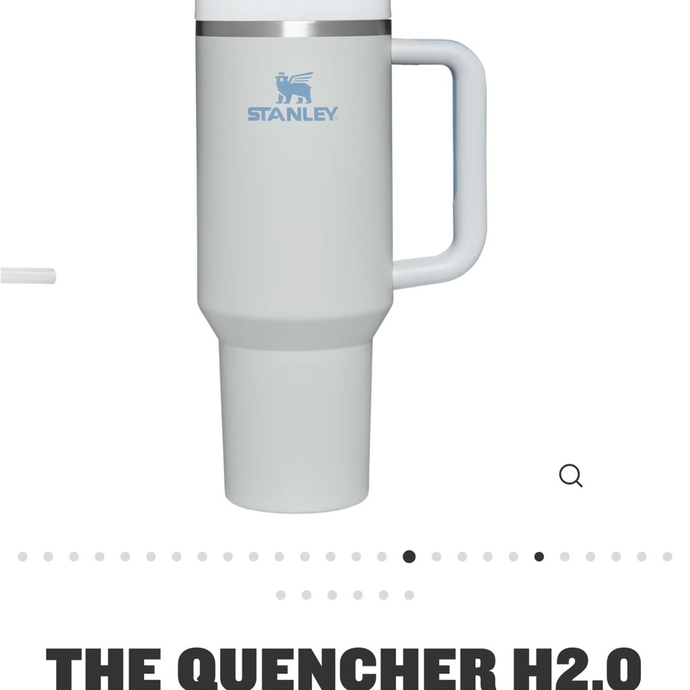 Stanley Adventure Vacuum Quencher Travel Tumbler - Fog Color - 40 oz.- BNWT - Picture 6 of 6